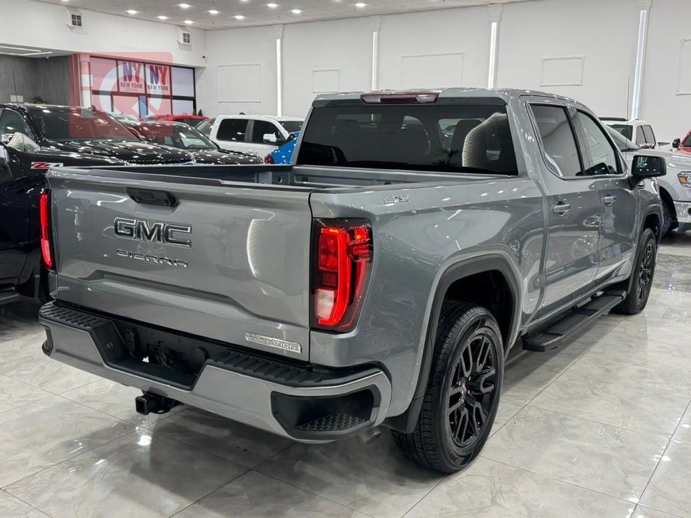 GMC Sierra